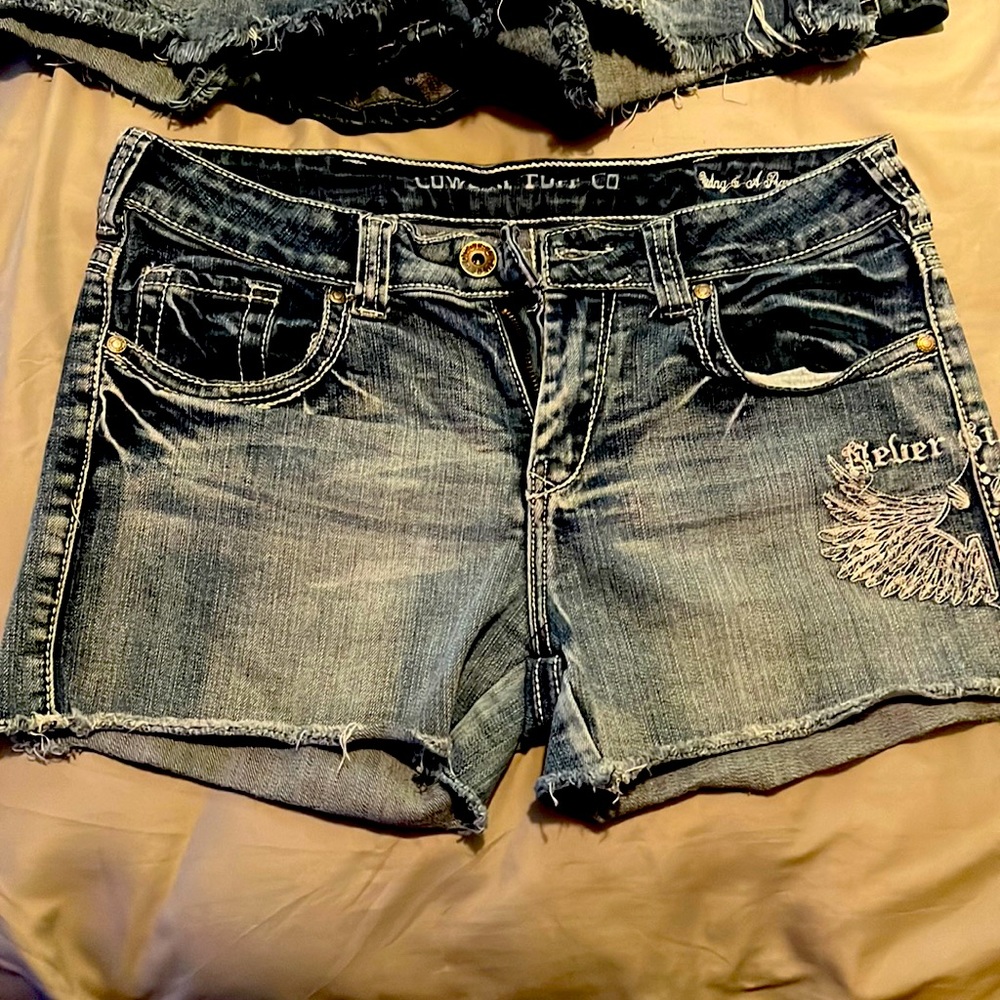 Cowgirl Tuff Jean Shorts
